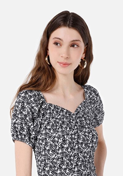 Image de T-shirt À Manches Courtes Noir Slim Fit Femme