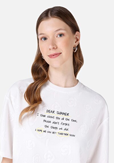 Image de T-shirt À Manches Courtes Blanc Regular Fit Imprimé Femme