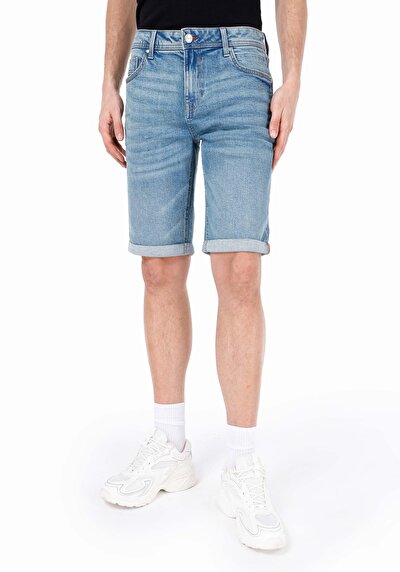 Afficher les détails de Short  Straight Fit Homme