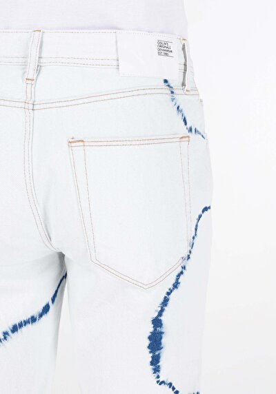 Afficher les détails de Short  Regular Fit Homme