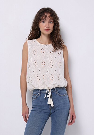 Image de Chemise À Manches Courtes Ecru Brodé Regular Fit Femme