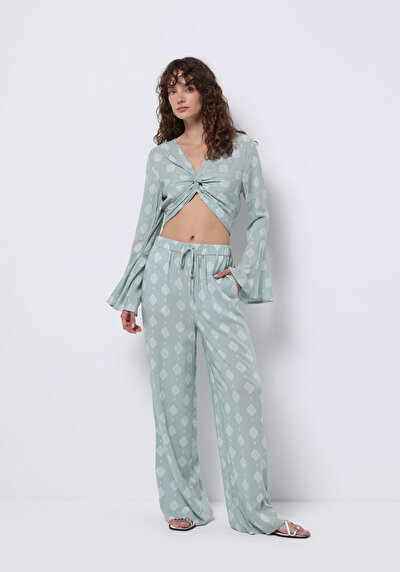 Image de Pantalon Vert Wide Leg High Rise En Uni Regular Fit Femme