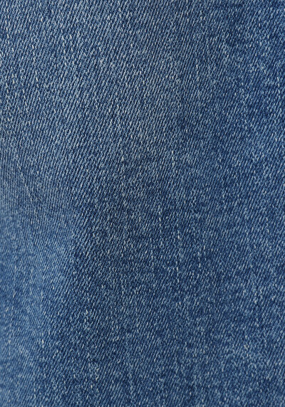 Afficher les détails de Short  Straight Fit Homme