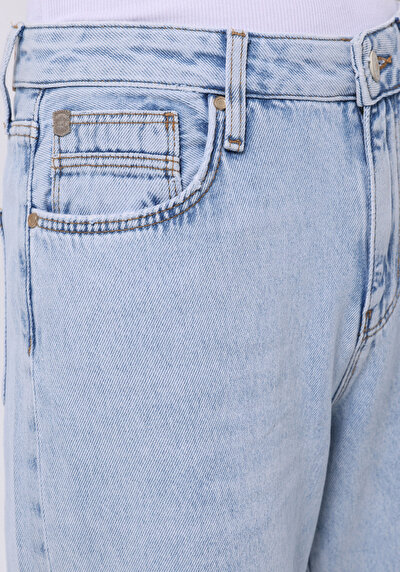 Image de 970 Berry Pantalon    En Jean Regular Fit Femme