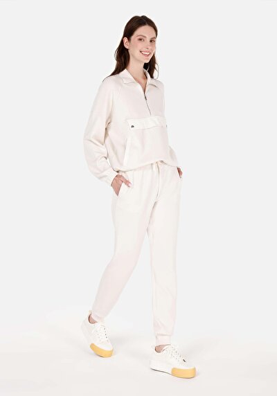 Afficher les détails de Pantalon De Survêtement Ecru Regular Fit Femme