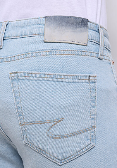 Afficher les détails de 041 Danny Pantalon    En Jean Slim Fit Homme