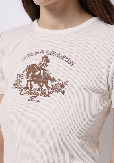 Image de T-shirt À Manches Courtes Ecru Slim Fit Imprimé Femme