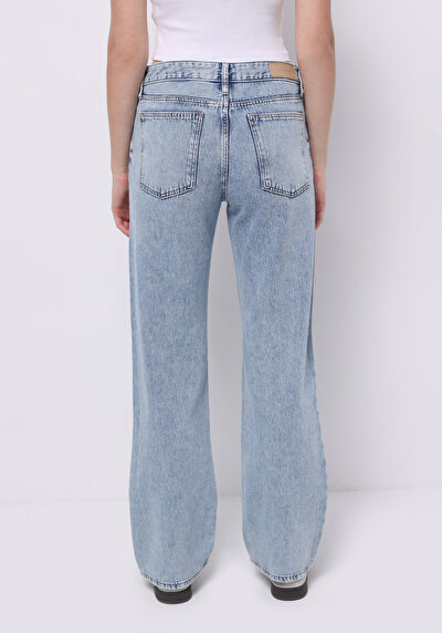 Afficher les détails de 880 Elisa Pantalon  Straight Leg Medium Rise En Jean Straight Fit Femme
