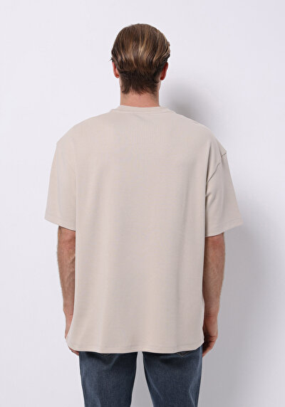 Image de T-shirt À Manches Courtes Blanc Oversize Fit Droit Homme
