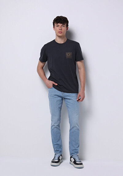 Image de 044 Karl Pantalon Straight Leg Low Rise En Jean Straight Fit Homme