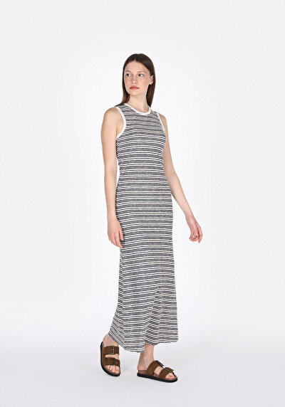Image de Robe Marine Slim Fit Sans Manches Maxi Côtelé Femme