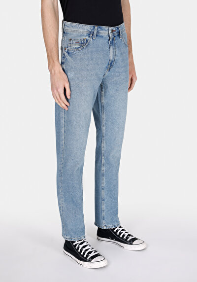 Image de 045 David Pantalon Straight Leg Medium Rise En Jean Regular Fit Homme