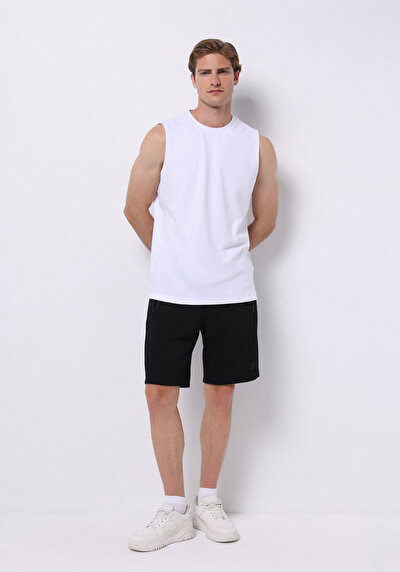 Afficher les détails de Short Noir Regular Fit Homme