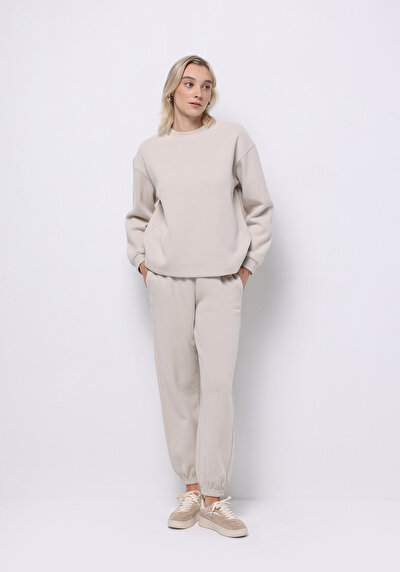 Afficher les détails de Pantalon De Survêtement Beige Regular Fit Femme