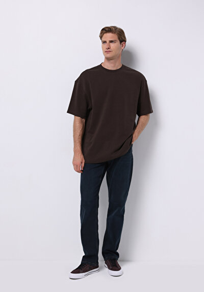 Image de T-shirt À Manches Courtes Marron Oversize Fit Droit Homme