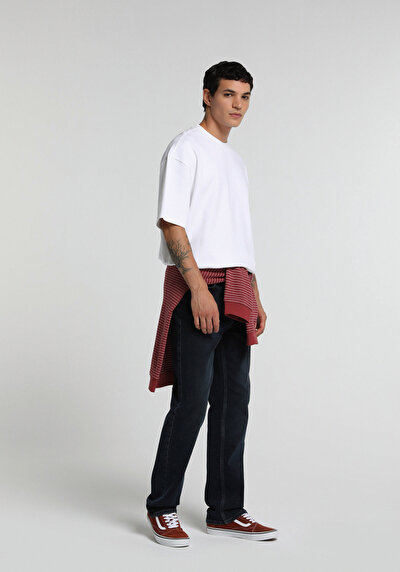 Image de T-shirt À Manches Courtes Blanc Oversize Fit Droit Homme