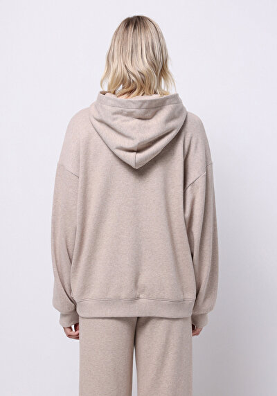 Afficher les détails de Pull-over Beige Oversize Fit  Femme