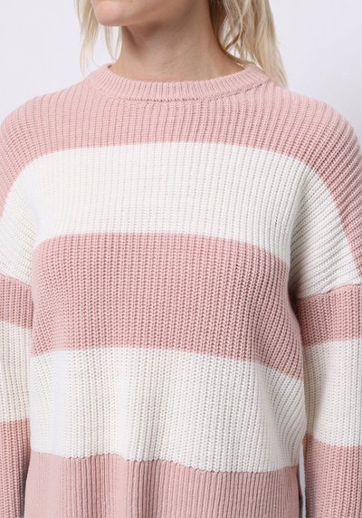 Image de Pull Rose Regular Fit Manches Longues Femme