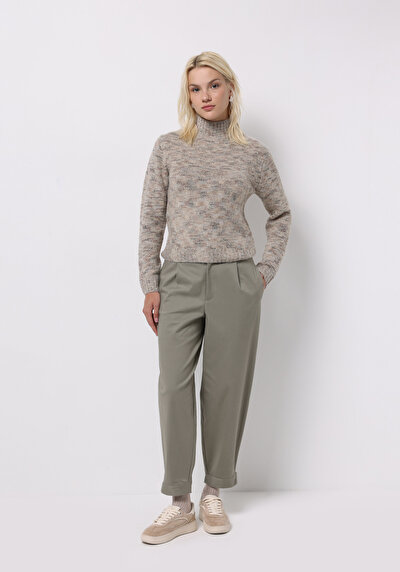 Image de Pull Beige Slim Fit Manches Longues Femme