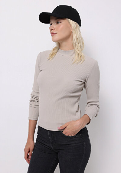 Image de T-shirt Beige Slim Fit Manches Longues Femme