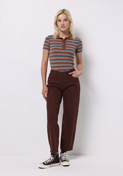 Image de Pantalon Marron Straight Leg High Rise En Sergé Barrel Fit Femme