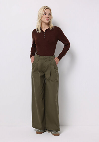 Afficher les détails de Pantalon Kaki Wide Leg Medium Rise En Sergé Regular Fit Femme