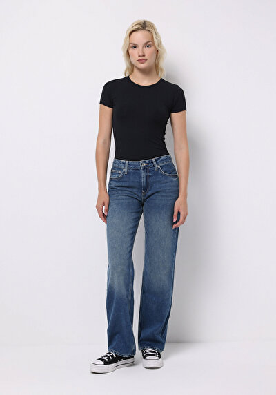 Afficher les détails de 880 Elisa Pantalon    En Jean Straight Fit Femme
