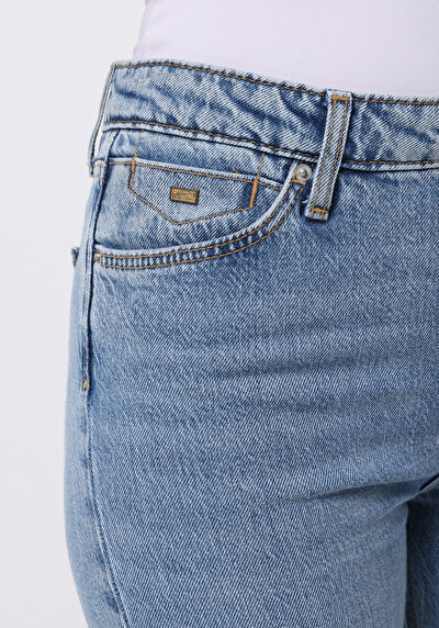 Image de 791 Monica Pantalon    En Jean Regular Fit Femme