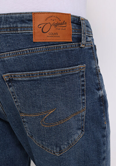 Afficher les détails de 044 Karl Pantalon    En Jean Straight Fit Homme