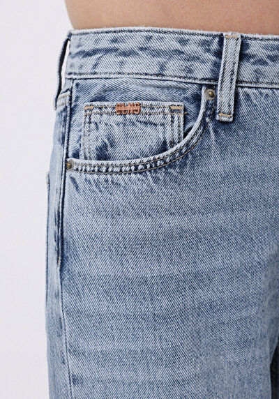 Image de 970 Berry Pantalon    En Jean Regular Fit Femme