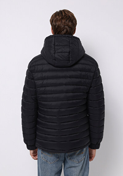 Afficher les détails de Veste Noir Slim Fit    Homme