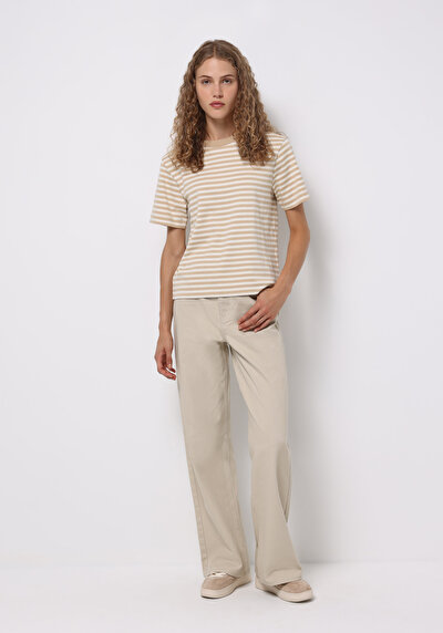 Afficher les détails de Pantalon Beige Wide Leg High Rise En Sergé Berry Fit Femme