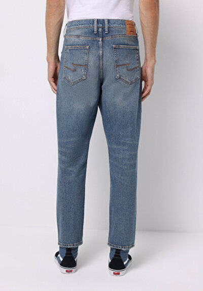 Image de 054 Neil Pantalon En Jean Loose Tapered Fit Homme