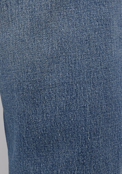 Afficher les détails de 054 Neil Pantalon    En Jean Loose Tapered Fit Homme