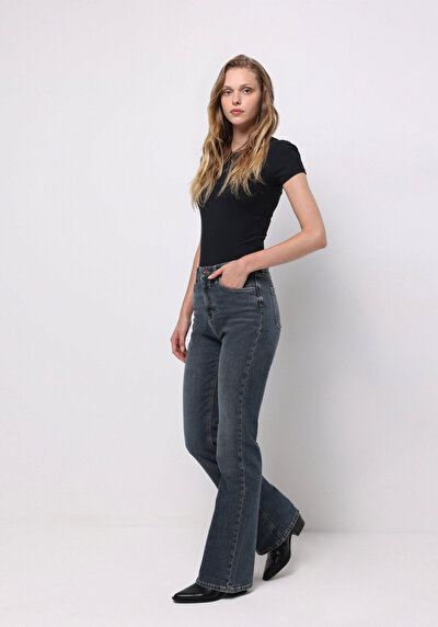 Image de 791 Monica Pantalon En Jean Regular Fit Femme