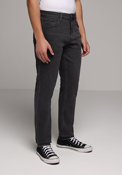 Image de 067 Jack Pantalon Tapered Leg Medium Rise En Jean Regular Fit Homme