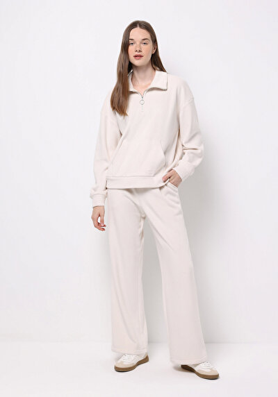Afficher les détails de Pantalon De Survêtement Ecru Regular Fit Femme