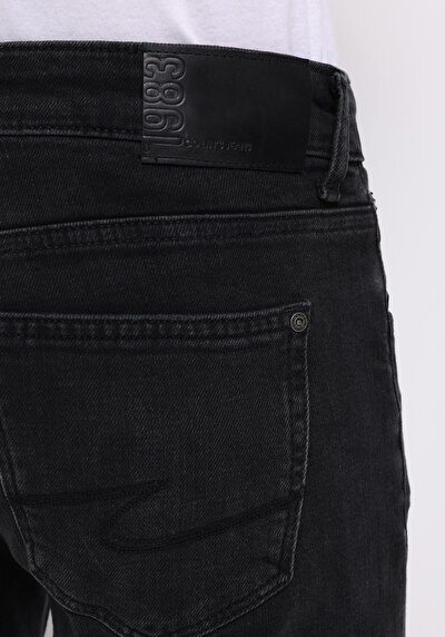 Afficher les détails de 041 Danny Pantalon    En Jean Slim Fit Homme