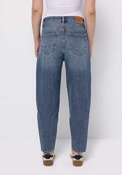 Image de 855 Fiona Pantalon En Jean Barrel Fit Femme