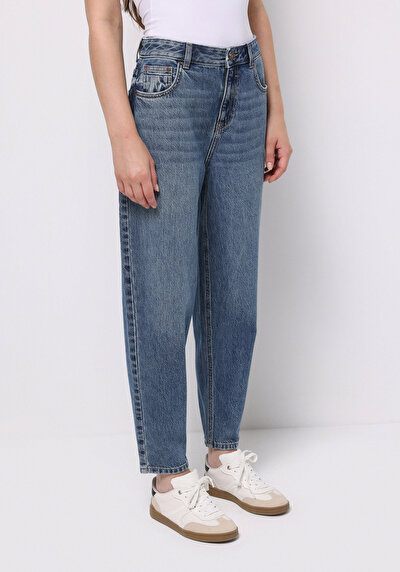 Image de 855 Fiona Pantalon En Jean Barrel Fit Femme