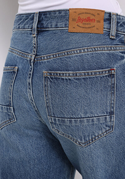 Afficher les détails de 855 Fiona Pantalon    En Jean Barrel Fit Femme