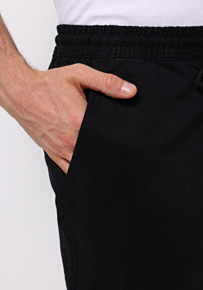 Afficher les détails de Pantalon Noir Lastikli Medium Rise En Sergé Cargo Fit Homme