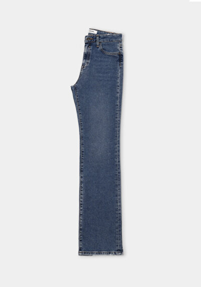 Afficher les détails de 792 Mila Pantalon  Slim Straight Leg Medium Rise En Jean Regular Fit Femme