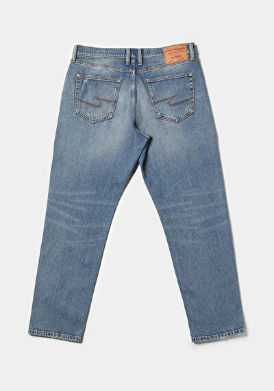 Afficher les détails de 054 Neil Pantalon    En Jean Loose Tapered Fit Homme