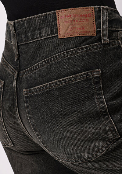 Afficher les détails de 880 Elisa Pantalon    En Jean Straight Fit Femme
