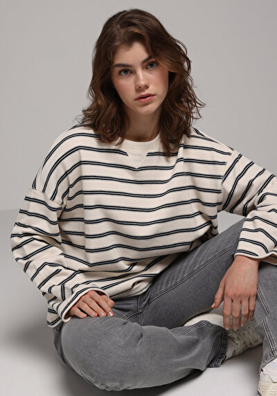 Image de Pull-over Ecru Relax Fit  Femme
