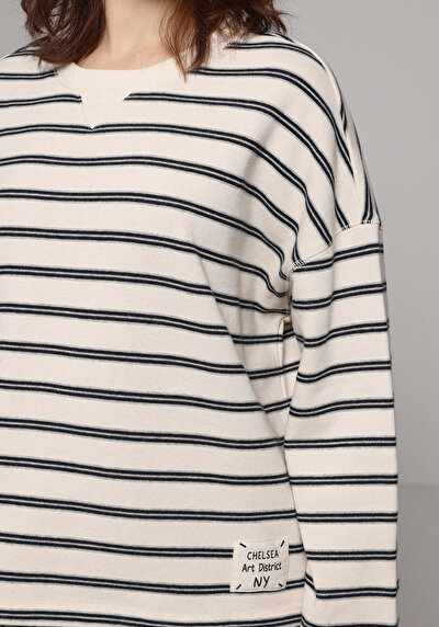 Image de Pull-over Ecru Relax Fit  Femme