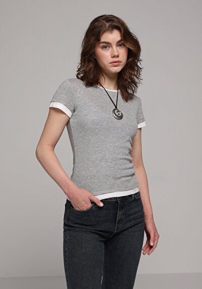 Afficher les détails de Tricoter Gris Slim Fit  Femme