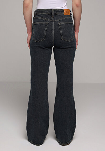 Image de 791 Monica Pantalon En Jean Regular Fit Femme
