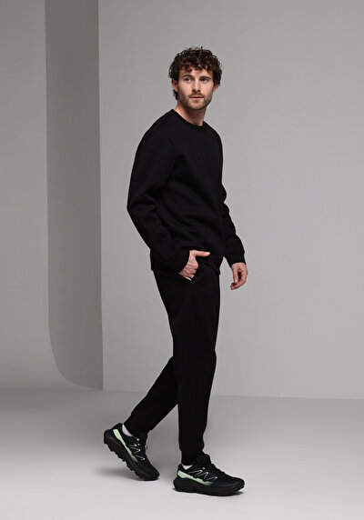 Afficher les détails de Pull-over Noir Regular Fit  Homme
